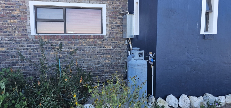 3 Bedroom Property for Sale in Hartebeesfontein Western Cape